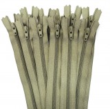 15 cm -es khaki színű zárt műanyag spirál cipzár RTO 10 db - os csomag