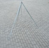 160 cm-es horganyzott bográcsállvány, teleszkópos zártszelvény, biztonsági fej