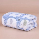 1db puha és kényelmes takaró kutyáknak és macskáknak