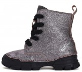 25-30 lány bélelt bakancs D.D.step W056-52335B