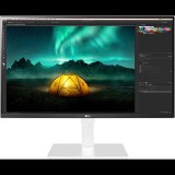 32" LG 32BN67U-W LCD monitor fehér (32BN67U-W) - Monitor