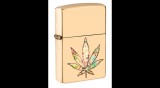 49240 Zippo öngyújtó High Polish Brass színben -Pot Leaf Fusion