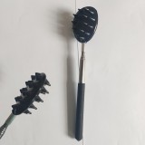 61 cm-es teleszkópos kaktusz hátvakaró ergonomikus fogantyúval Fekete