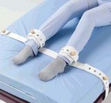 AD-67 Betegrögzítő bokafixáló ágyba mágneszárral (1 pár)