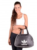 Adidas ORIGINALS  Kézitáska M30564