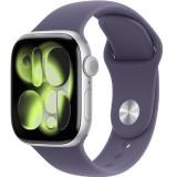 Apple Watch Series 11 42mm okosóra ezüst alumínium tokkal (aluminium silver) lila M/L sport pánttal (purple fog sport band M/L) MEU74 - Apple Garancia