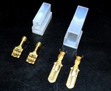 AVC Műanyag csatlakozó szett 2 pólus T alakú