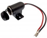 AVC Szivargyujtó aljzat csavarozható gumifedeles