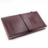 AWM Kézműves Bőrkötésű Notesz  - Családi Kalandok Könyve - Barna  (80 oldal)