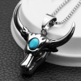 AZIZ Nemesacél bikafej medál, nyaklánccal