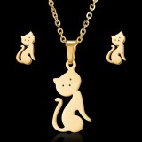 AZIZ Nemesacél cicás medál és fülbevaló szett, arany színű