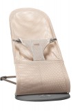 BABYBJÖRN Fotel Bliss gyöngyház rózsaszínű hálóval