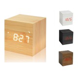 Baking & Pet Kft Kocka alakú LED-es digitális ébresztőóra