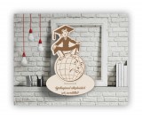 Ballagási ajándék földgömb, megszemélyesítve