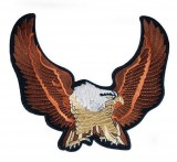 Barna és ezüst sas hátfelvarró, nagyméretű