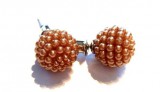 Barna gömb fülbevaló