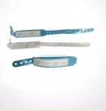 BETEGAZONOSÍTÓ KARSZALAG FELNÖTT kék 100X