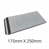 Biztonsági futártasak ragasztócsíkkal 175mm x 250mm + 50mm x 0,05