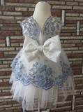 Bm Gyönyörű, csipkés-masnis kislány alkalmi ruha hajdísszel - fehér-kék (92) - TÖBB MÉRETBEN