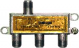 Brand Szélessávú 3-as antennajel elosztó, 5-900 MHz, F csatlakozás, fémház.