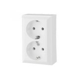 Business Line IP20 2 férohelyes földelt aljzat (0311H)