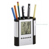 BUTLER LCD-kijelzős ébresztőóra beépített tolltartóval