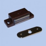 bútorcsappantyú mágneses 2040046, barna 43mm