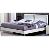 CamelGroup Fehér franciaágy-keret téglalap alakú, magas, steppelt bőrbetét fejvéggel – CA Dama Bianca