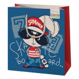 Cardex Green Grass Gördeszkázó nyuszi mintás közepes méretű ajándéktáska 18x10x23cm