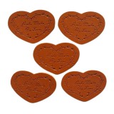 CreArt Felvarrható műbőr címke szív