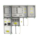 CSATÁRI PLAST PVT Á-V-Hv Fm-CSF50 Egy felhasználási helyes M63.80A, V32A és Hv32A mérés, szabadvezetékes, felületre szerelt kivitelben, csatlakozó főelosztóval