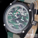 Curren Katonai férfi karóra zöld