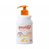 CEVA Douxo s3 pyo sampon kutyák és macskák számára gombás és bakteriális bőrfertőzés esetén 200 ml