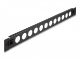 Delock 19 D-típusú patch panel 12 porttal eszköz nélkül szerelhető fekete (66900)
