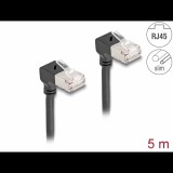 DeLock 80302 S/FTP Cat6a RJ45 90° Patch kábel 5m - Fekete (80302)
