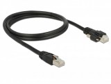 Delock Külső USB 5 Gbps 3 Port Hubon keresztül 2 x A-típusú USB, 1 x USB Type-C -k és 2 bemenetes kártyaolvasó záró csavarmenettel