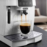 DeLonghi De’Longhi Magnifica S ECAM220.20.W Félautomata Eszpresszó kávéfőző gép 1,8 L