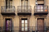 Dimex Vlies Fotótapéta - Old-fashioned balconies - 375x250 cm