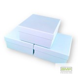 Díszdoboz kocka alakú, világoskék 13,5 x 13,5 x 6,5 cm