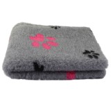 Dogledesign DryBed VetBed A+ - Csúszásmentes kisállatfekhely - rózsaszín-szürke nagy mancsos