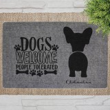 "Dogs Welcome" Csivava szöveges lábtörlő szürke háttérrel (60 x 40 x 0,2 cm)