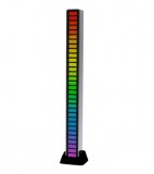 E-Zone Ritmusra Világító RGB LED Lámpa, hangra és zenére villog, ezüst állvány, többszínű