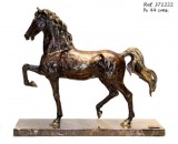 Ebano Kecses paripa bronz szobor