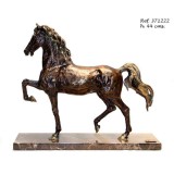 Ebano Kecses paripa bronz szobor