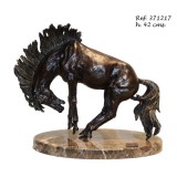 Ebano Megbokrosodott ló bronz szobor