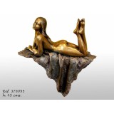 Ebano Meztelen napozó lány bronz szobor