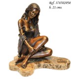 Ebano Ülő lány bronz szobor