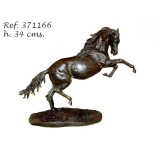 Ebano Vadló bronz szobor