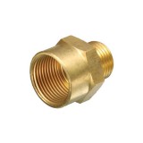 "Egyenes" összekötő - szűkítő idom 3/8"x1/4" BM KM