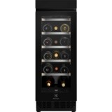 Electrolux EWUS018B7B beépíthető borhűtő, 18 palack, 82 cm